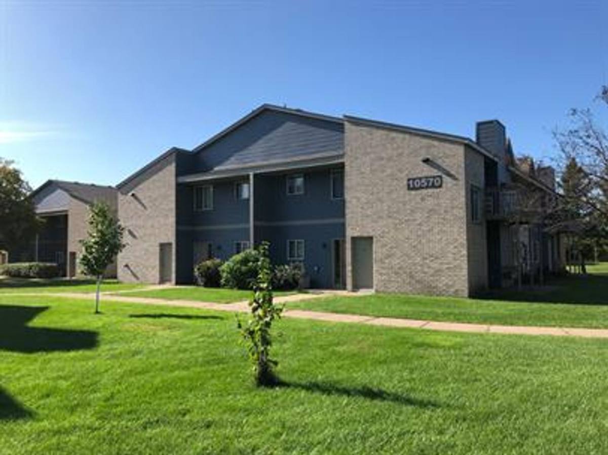 Apartment for rent at 10550-10590 Kumquat St, Minneapolis, MN 55448