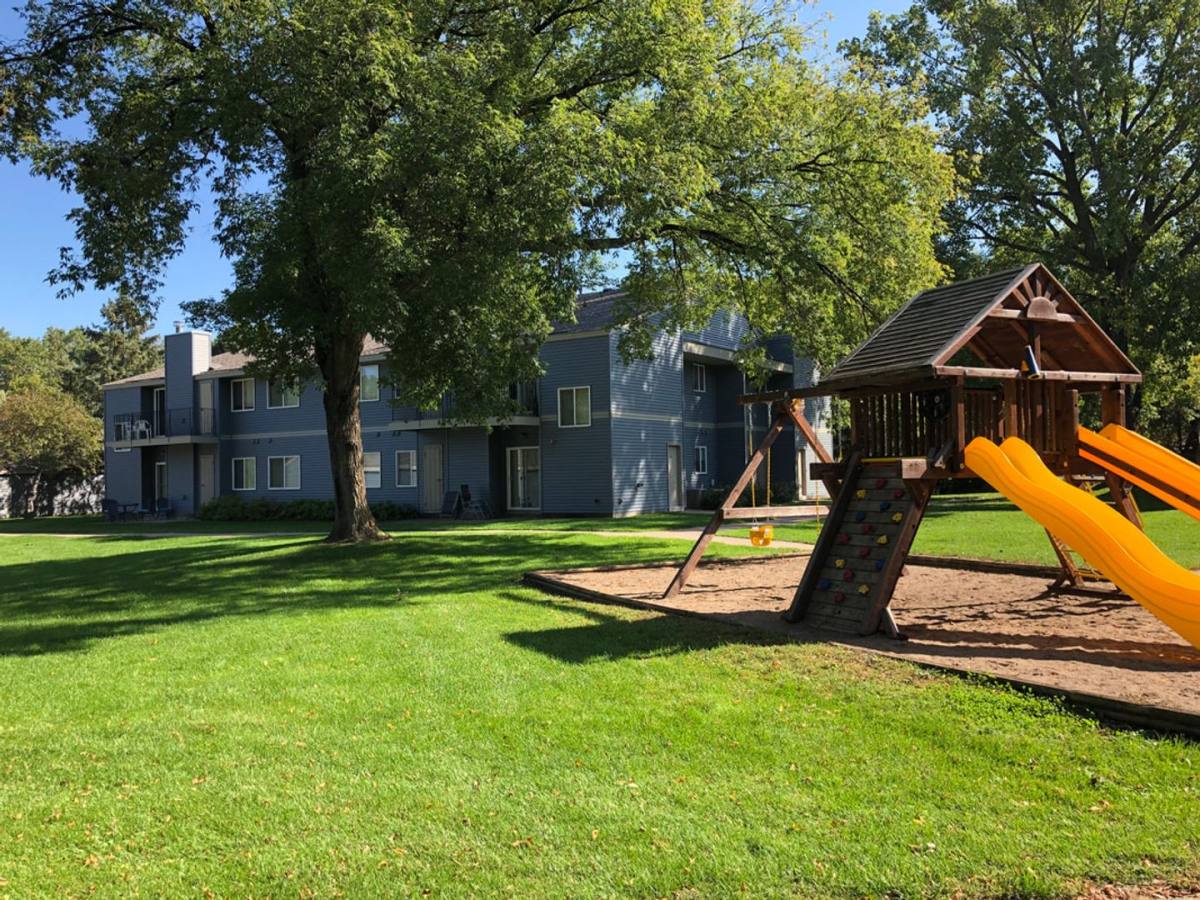 Apartment for rent at 10550-10590 Kumquat St, Minneapolis, MN 55448