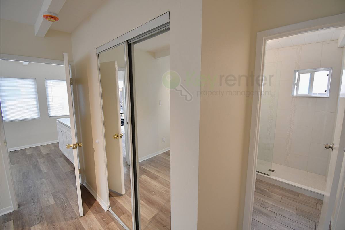 Townhouse for rent at 622 N Nevada St, Oceanside, CA 92054