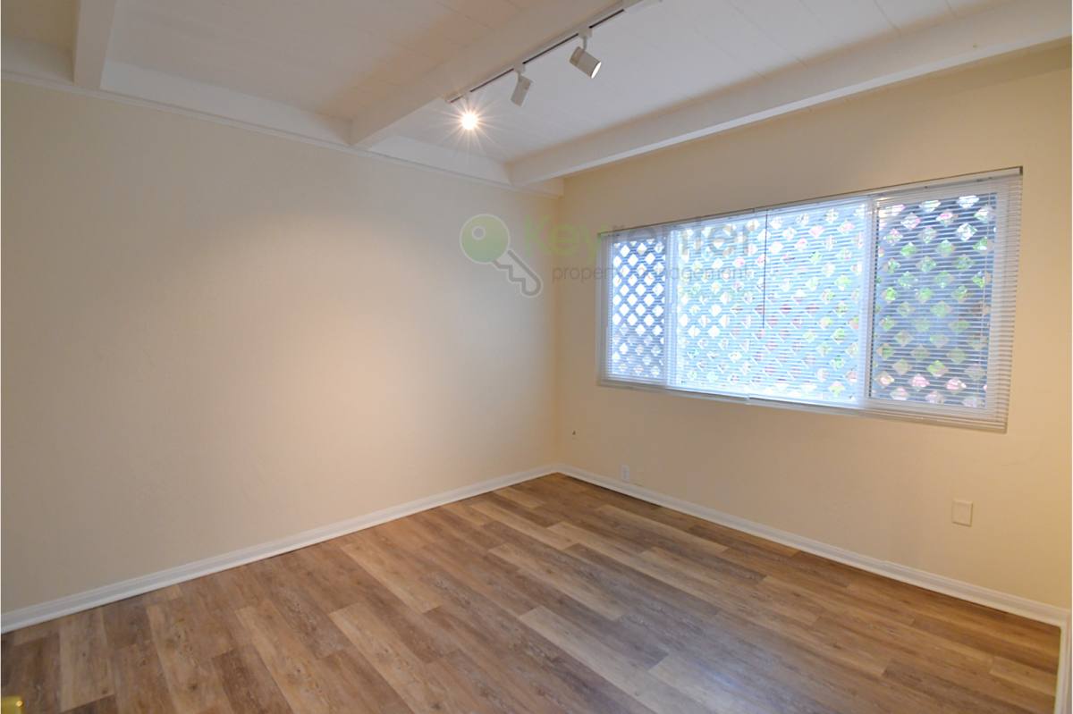 Townhouse for rent at 622 N Nevada St, Oceanside, CA 92054