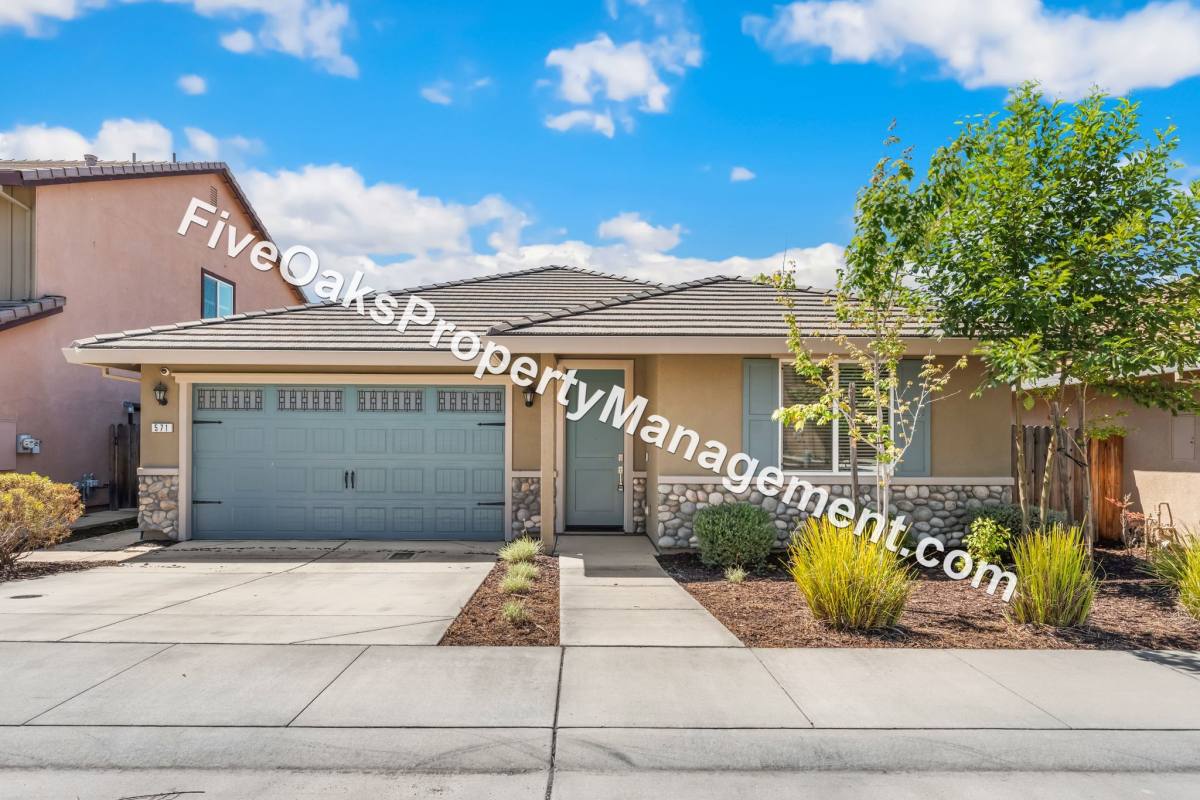 House for rent at 571 Willow Ridge Court, Folsom, CA 95630