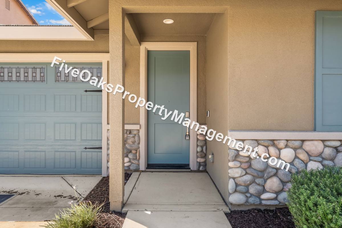 House for rent at 571 Willow Ridge Court, Folsom, CA 95630