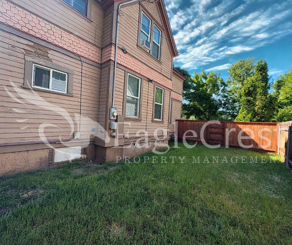 House for rent at 532 Washington St, Walla Walla, WA 99362