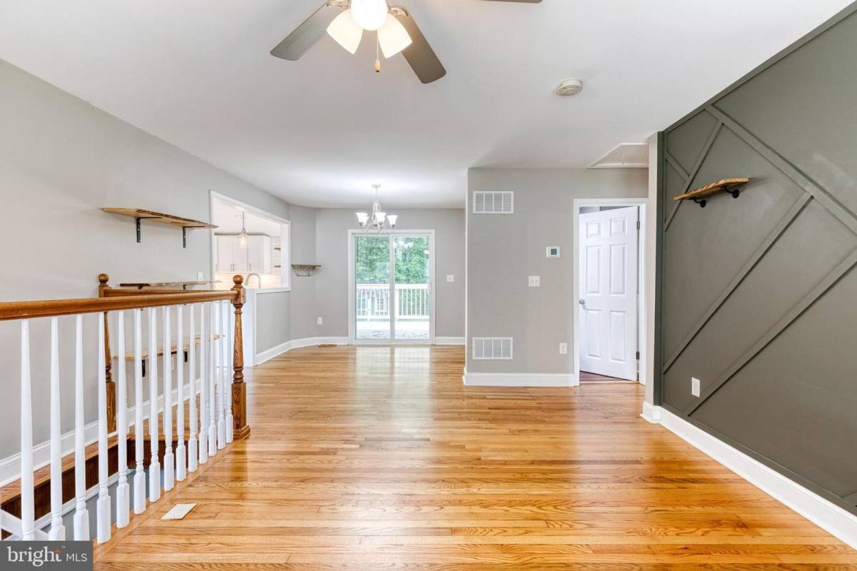House for rent at 6922 Hollenberry Rd, Sykesville, MD 21784