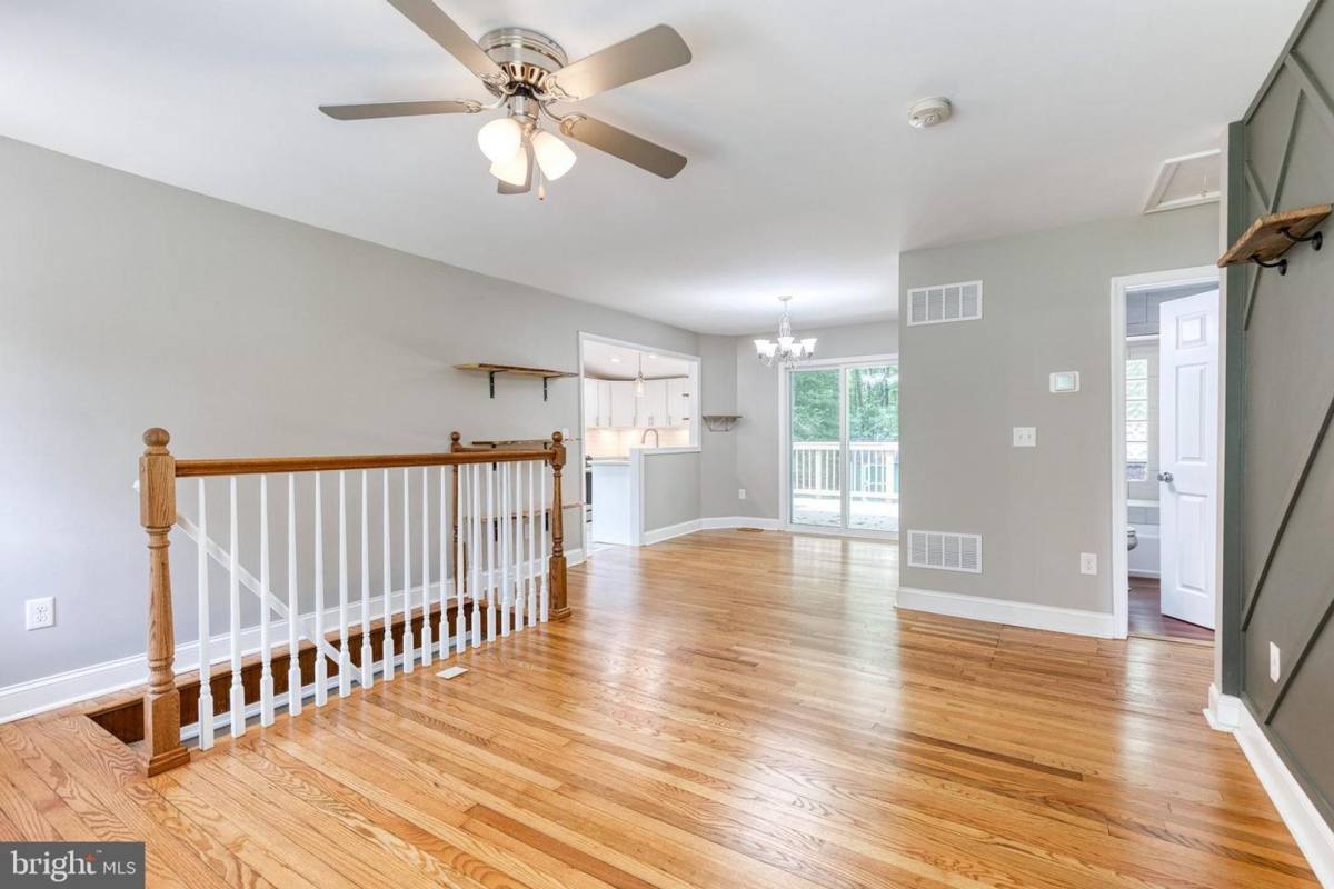 House for rent at 6922 Hollenberry Rd, Sykesville, MD 21784