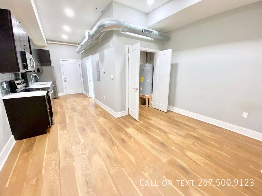 Apartment for rent at 1523 W Girard Ave #B4, Philadelphia, PA 19130
