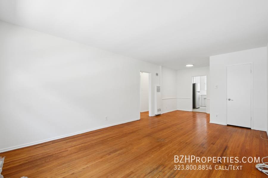 Apartment for rent at 1138 S Sherbourne Dr #3, Los Angeles, CA 90035