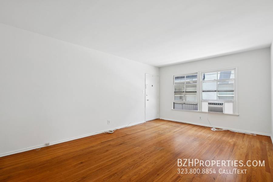 Apartment for rent at 1138 S Sherbourne Dr #3, Los Angeles, CA 90035