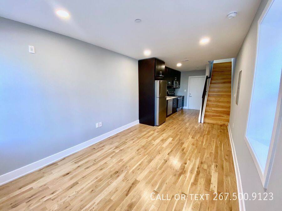 Apartment for rent at 1523 W Girard Ave #206, Philadelphia, PA 19130