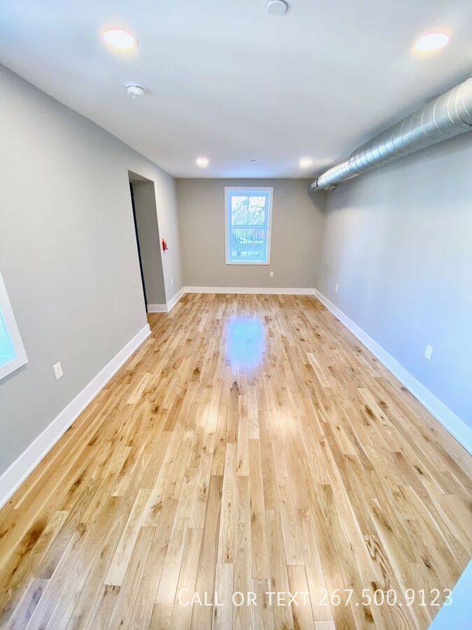 Apartment for rent at 1523 W Girard Ave #206, Philadelphia, PA 19130