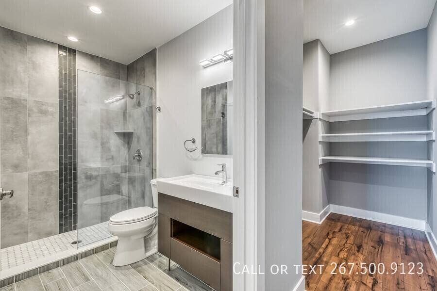 Apartment for rent at 330 Cambridge St #2B, Philadelphia, PA 19123
