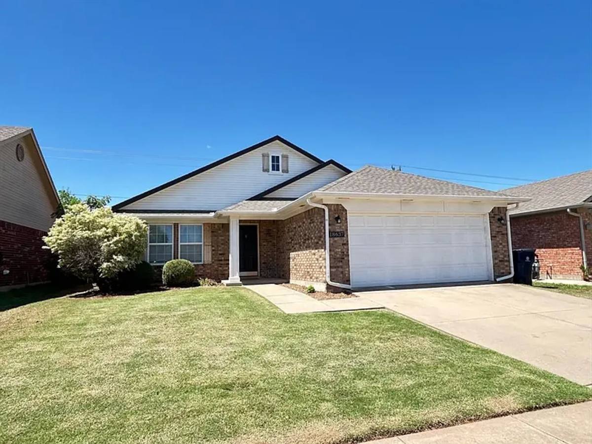 House for rent at 18637 Piedra Dr, Edmond, OK 73012