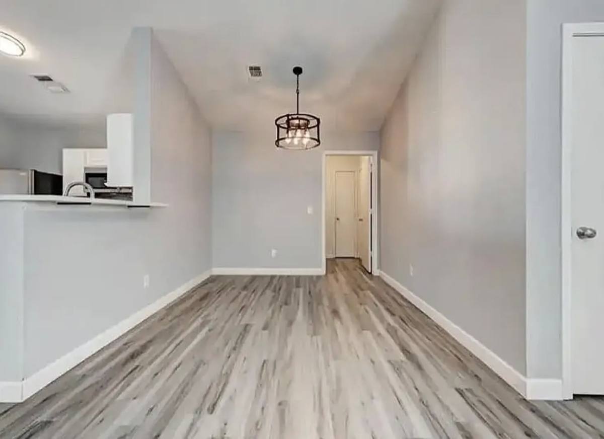 House for rent at 18637 Piedra Dr, Edmond, OK 73012