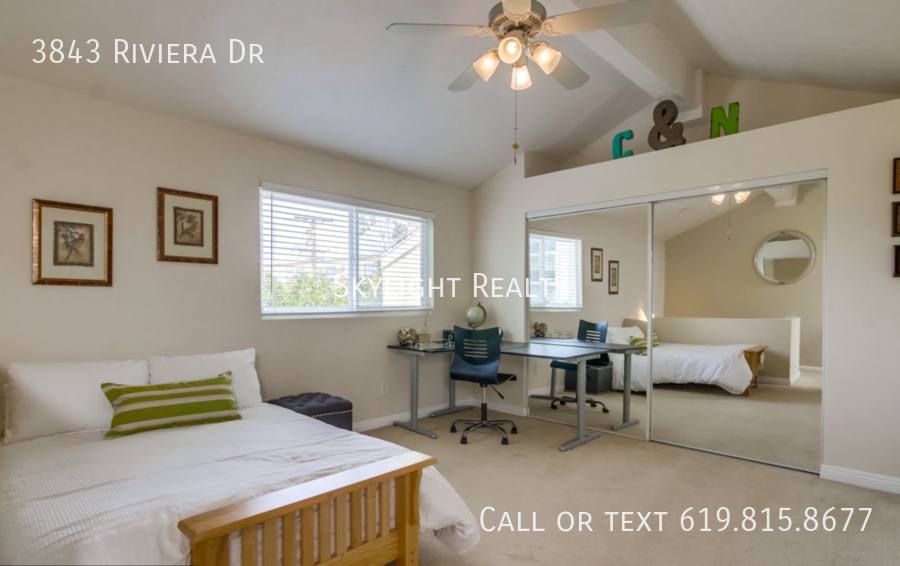 Townhouse for rent at 3843 Riviera Dr, San Diego, CA 92109