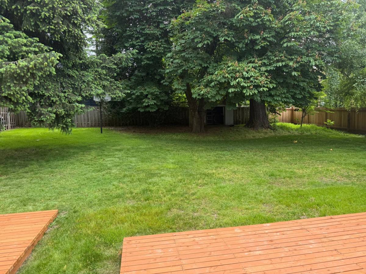 House for rent at 11204 106th Ave NE, Kirkland, WA 98034
