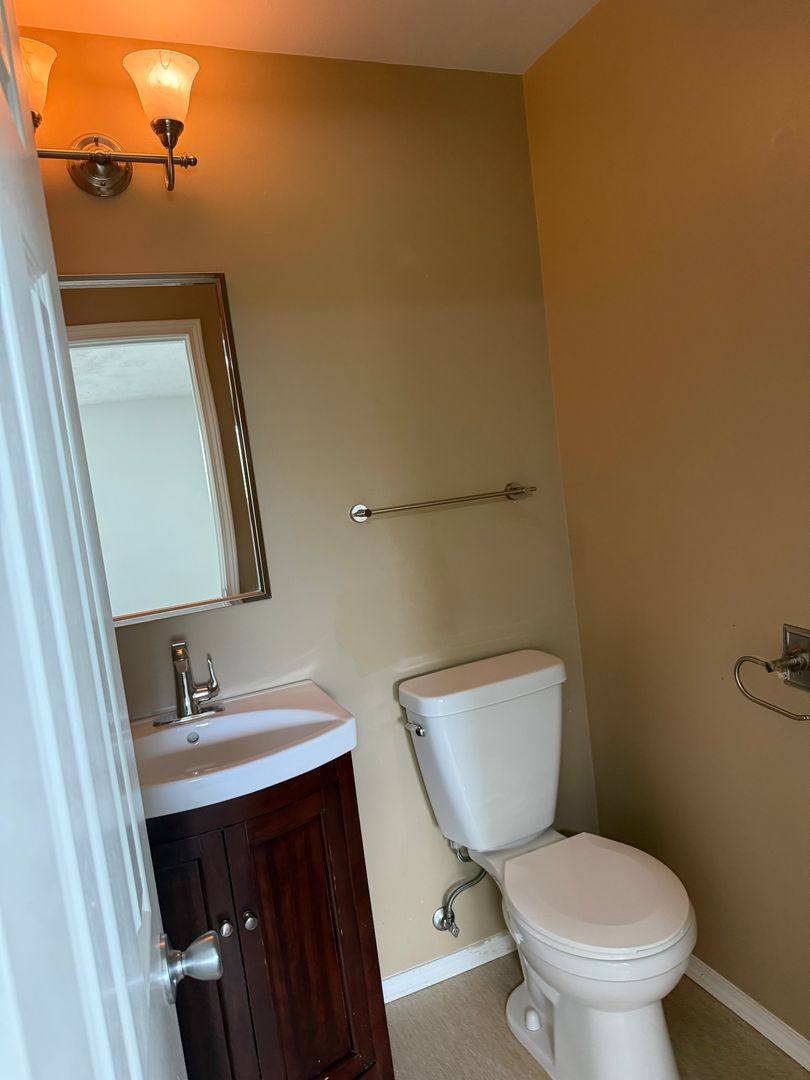 House for rent at 11204 106th Ave NE, Kirkland, WA 98034