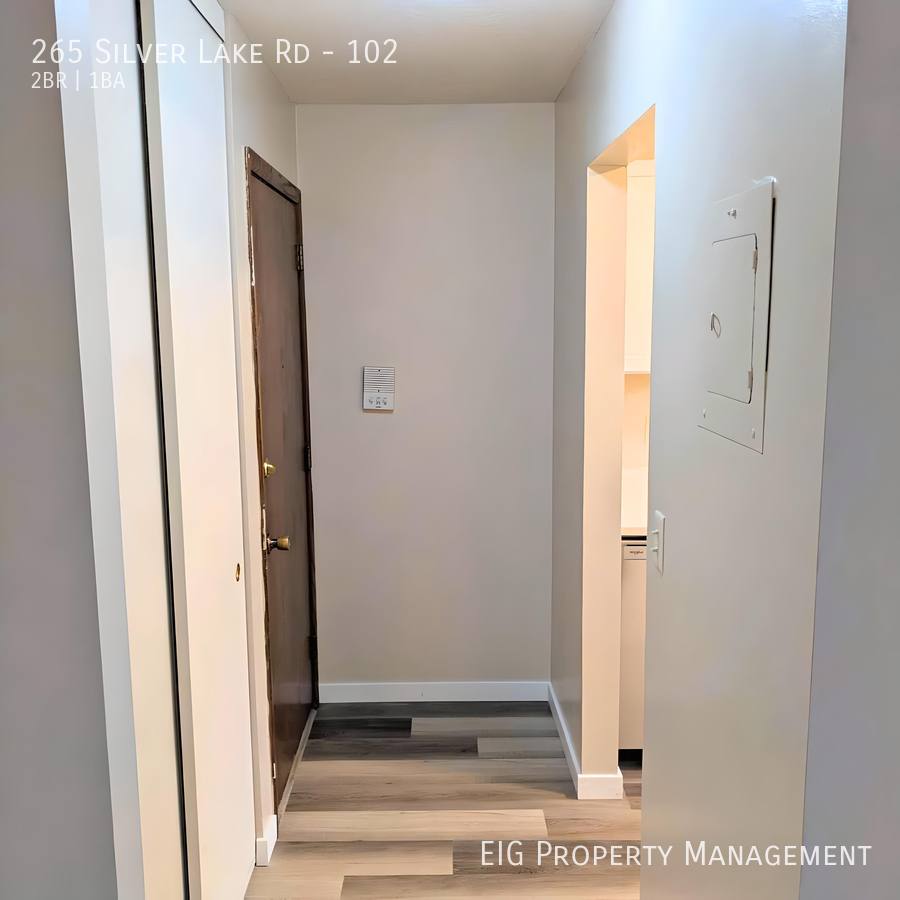Apartment for rent at 265 Silver Lake Rd #102, Saint Paul, MN 55112