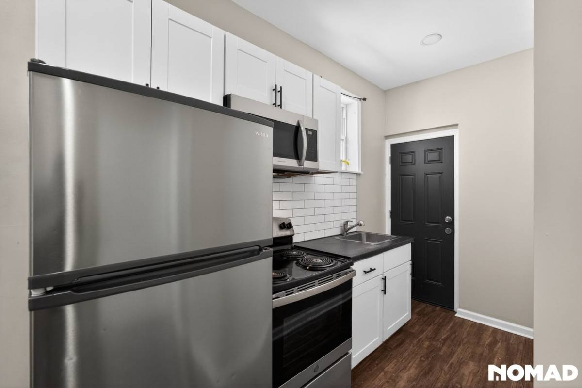 Townhouse for rent at 1321 N 60th St #1, Philadelphia, PA 19151