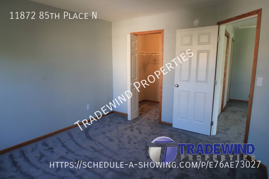 Townhouse for rent at 11872 85th Place N, Osseo, MN 55369