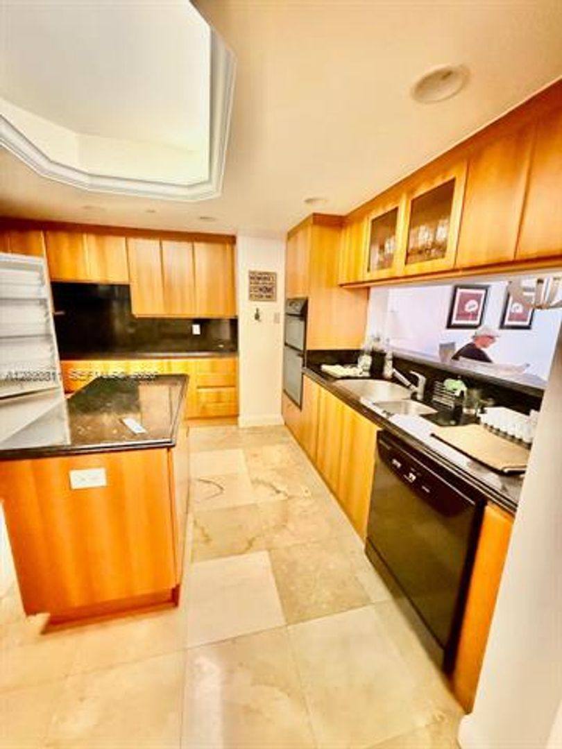 Condo for rent at 9559 Collins Ave, Miami Beach, FL 33154