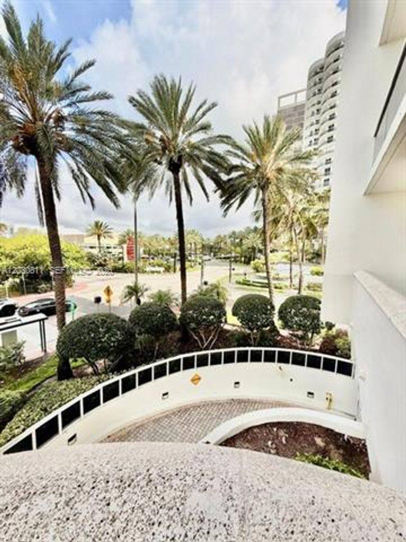 Condo for rent at 9559 Collins Ave, Miami Beach, FL 33154