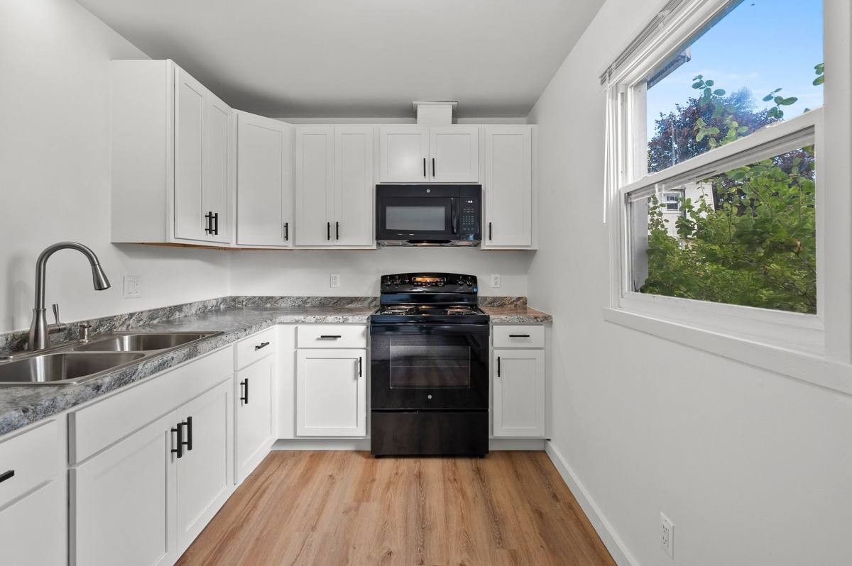 Apartment for rent at 204-220 S 18th Ave, Sturgeon Bay, WI 54235