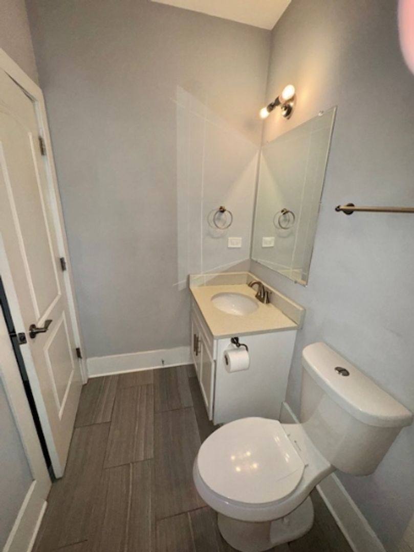 Apartment for rent at 1722 W 21st St, Chicago, IL 60608