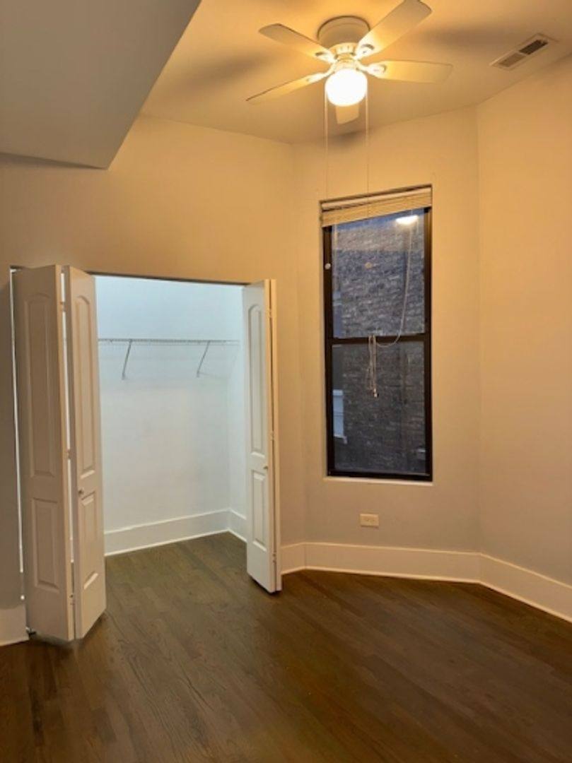 Apartment for rent at 1722 W 21st St, Chicago, IL 60608