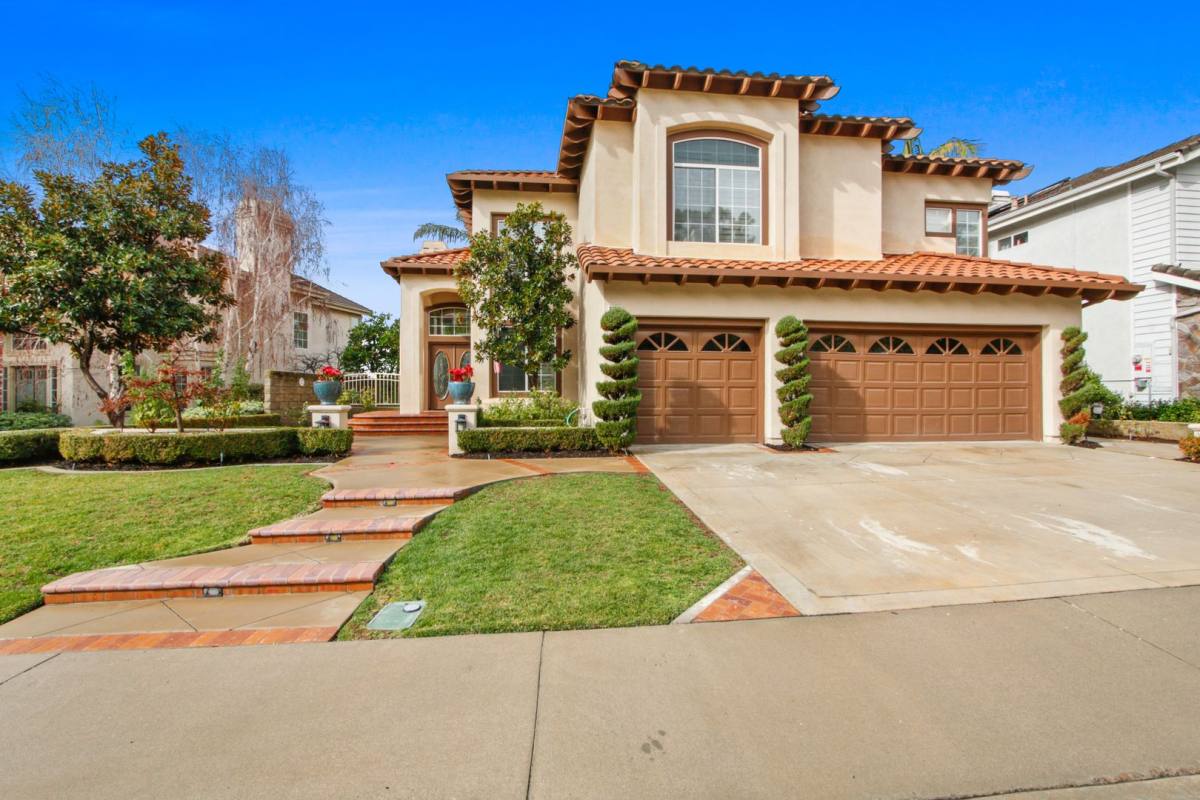 House for rent at 21591 Hummingbird St, Trabuco Canyon, CA 92679
