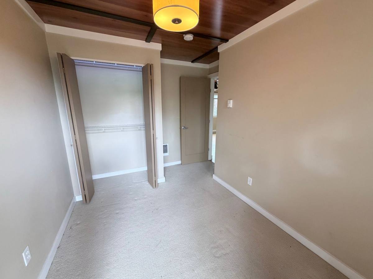 Apartment for rent at 1122 SE 29th Ave, Portland, OR 97214