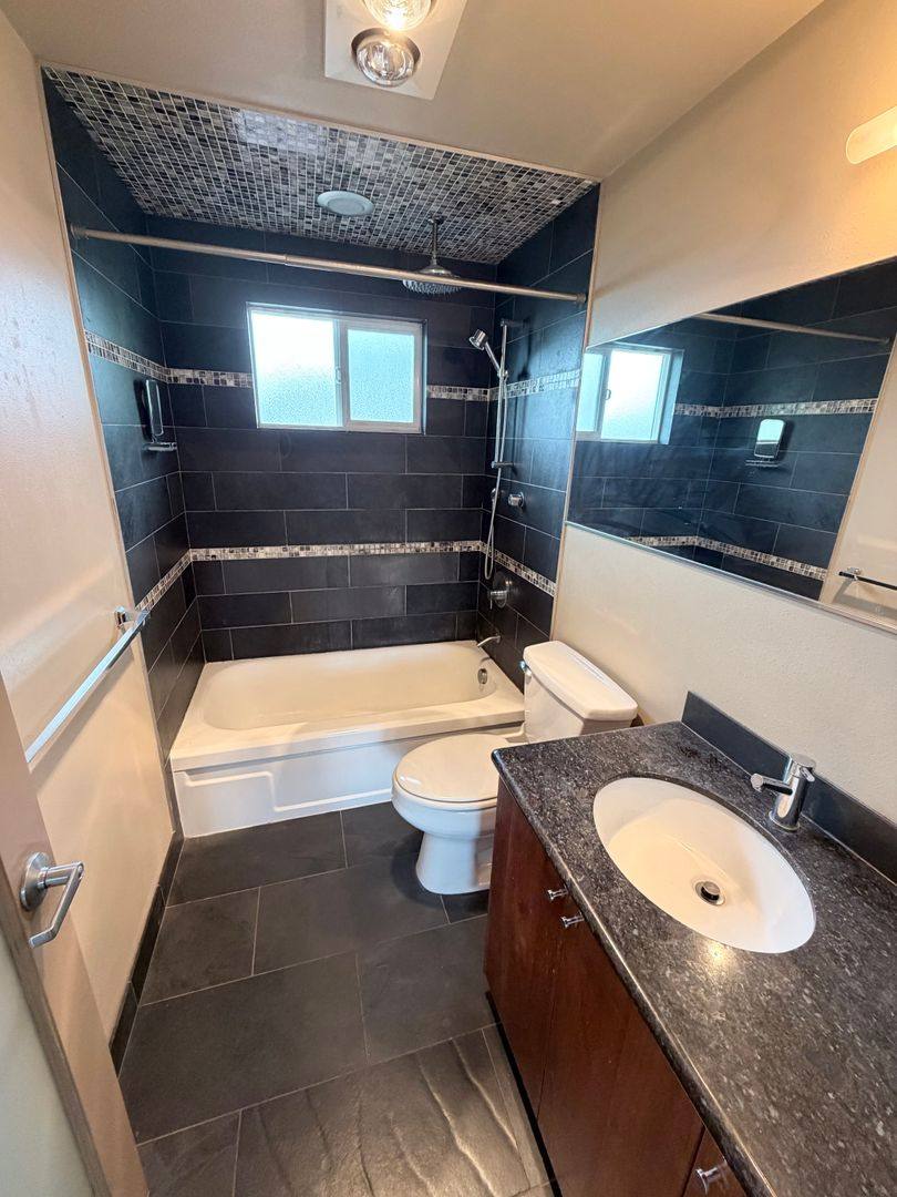 Apartment for rent at 1122 SE 29th Ave, Portland, OR 97214