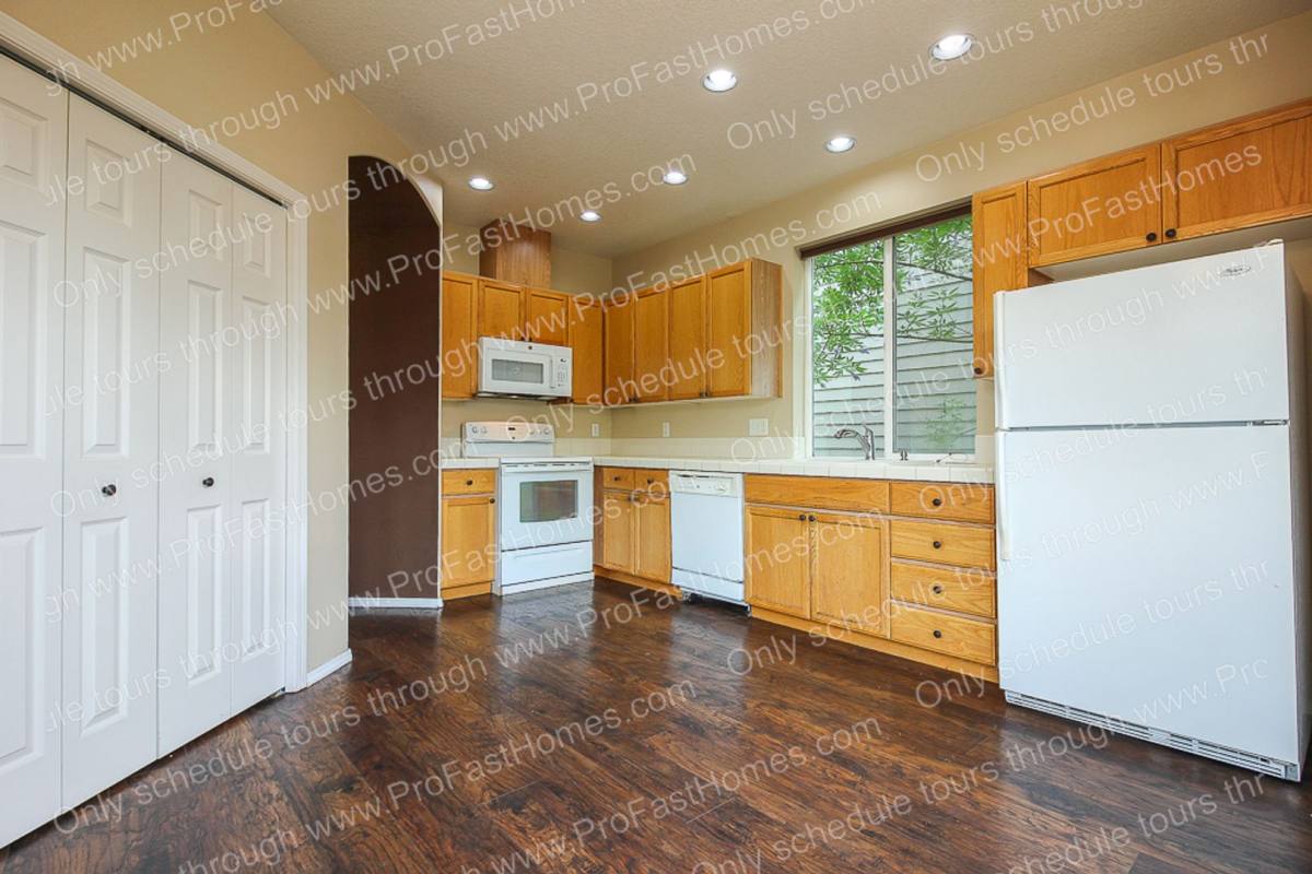House for rent at 20703 SW Rosemount St, Beaverton, OR 97078