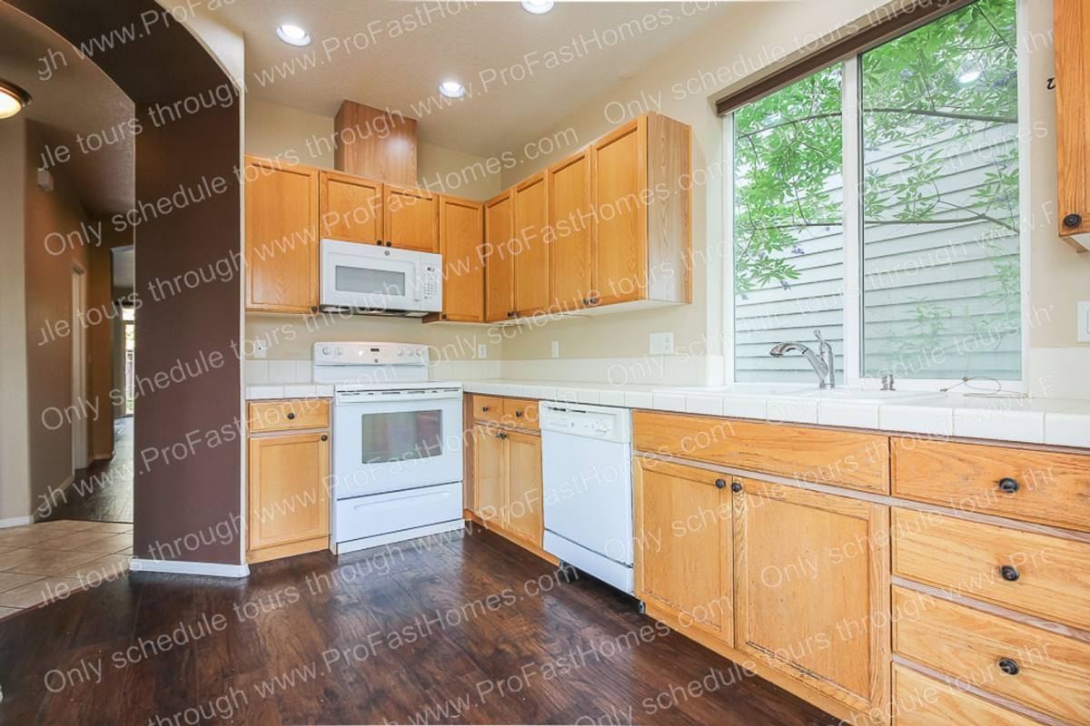 House for rent at 20703 SW Rosemount St, Beaverton, OR 97078