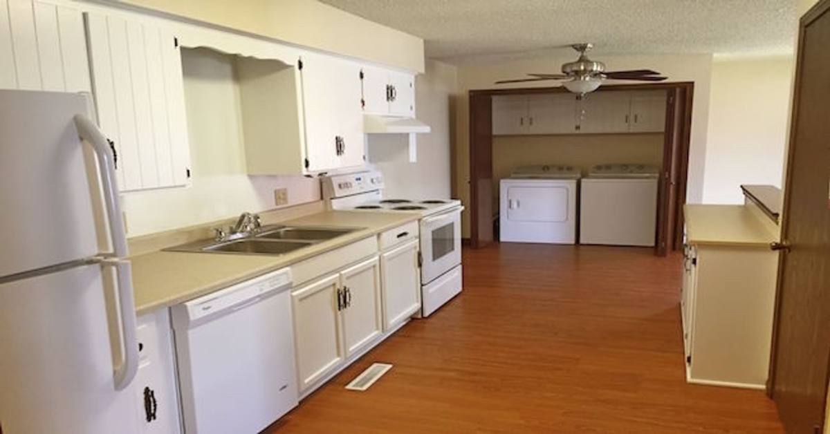 Apartment for rent at 422 E Elm, Springfield, MO 65806