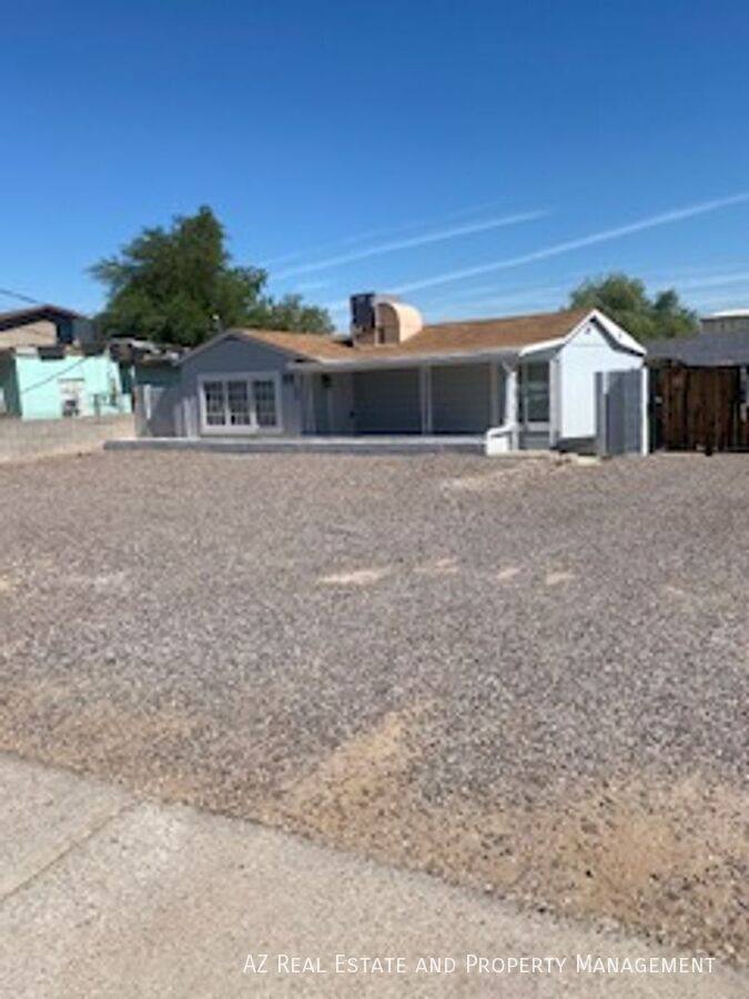 House for rent at 502 E Cody Dr, Phoenix, AZ 85040
