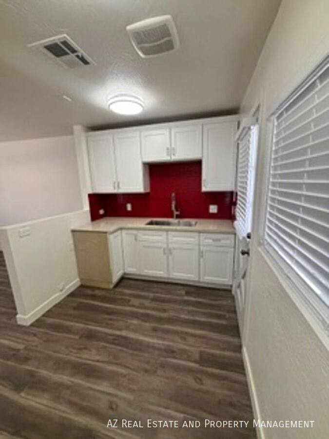 House for rent at 502 E Cody Dr, Phoenix, AZ 85040