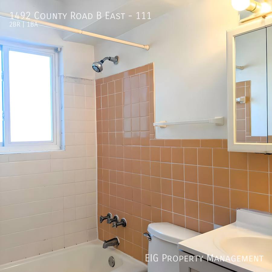Apartment for rent at 1492 County Rd B E #111, Saint Paul, MN 55109