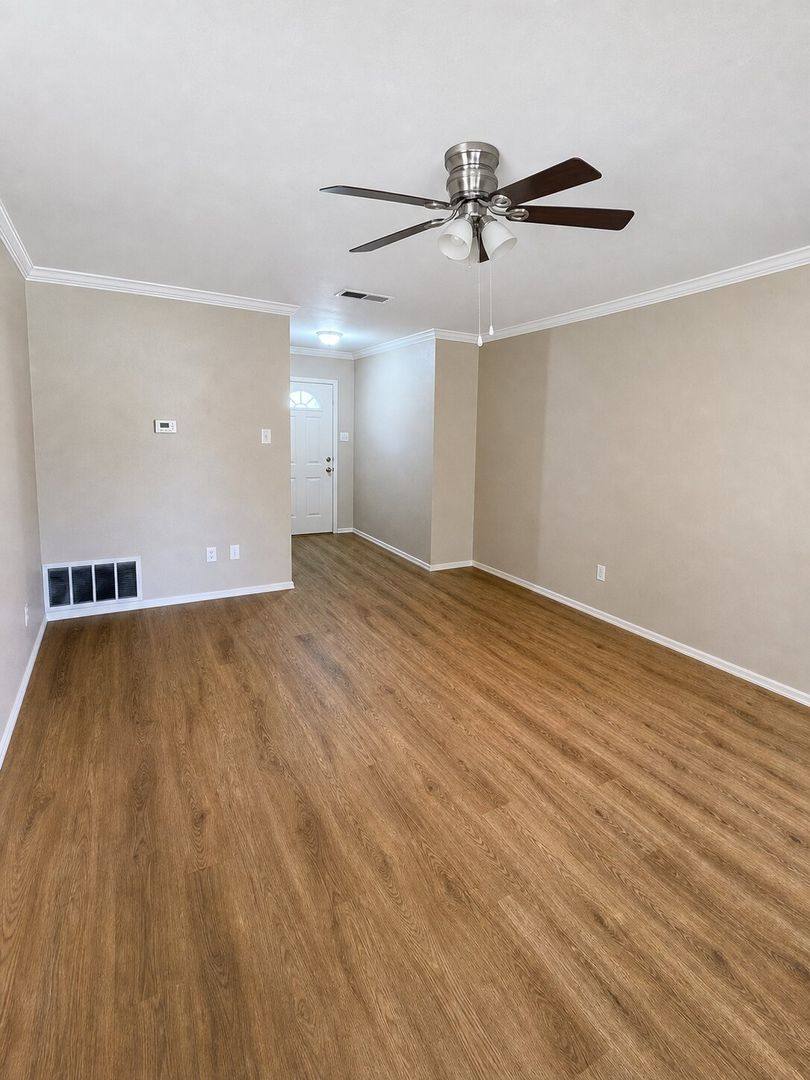 House for rent at 1105 Green Meadow Dr, Round Rock, TX 78664