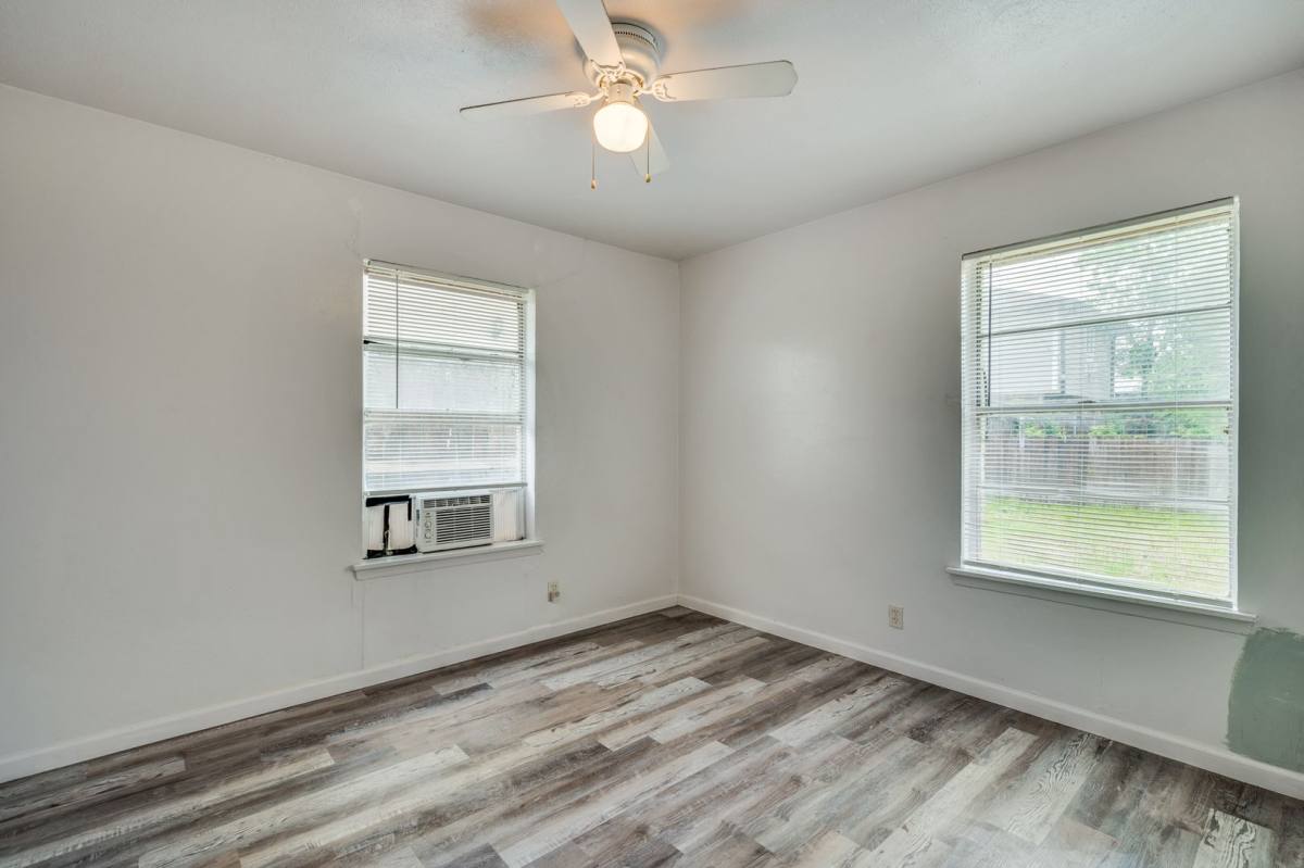 House for rent at 808 E 5th St, Irving, TX 75060