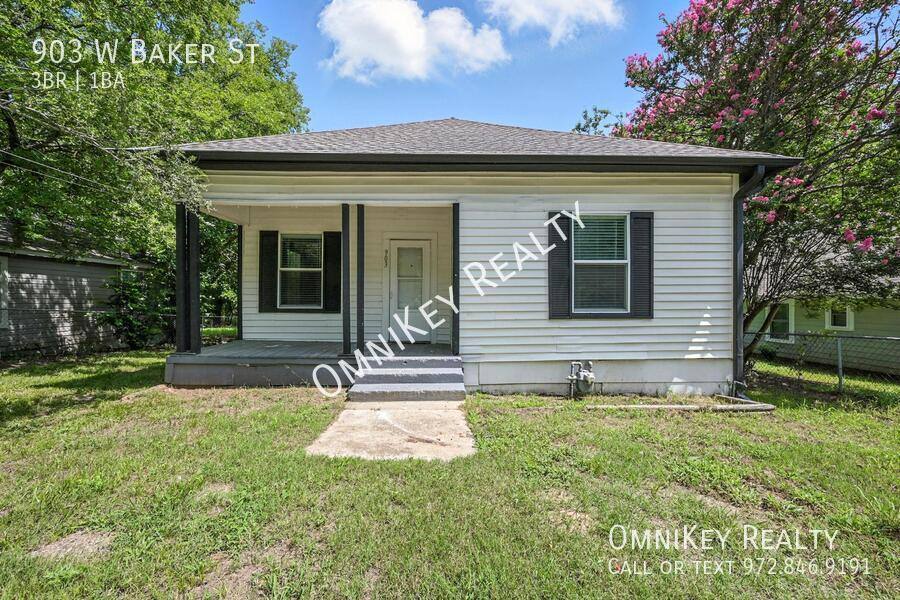 House for rent at 903 W Baker St, Denison, TX 75020