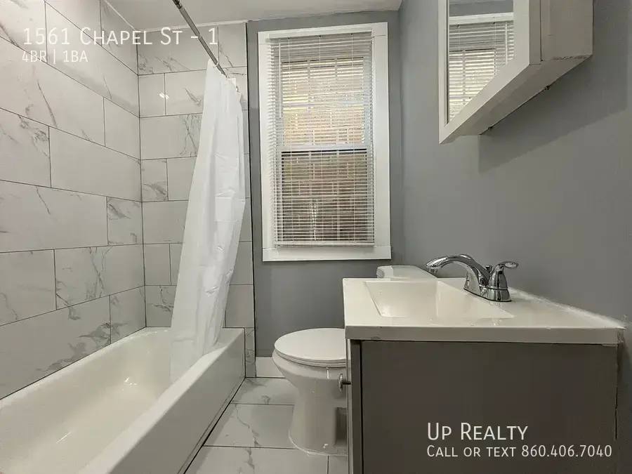 Apartment for rent at 1561 Chapel St #1, New Haven, CT 06511