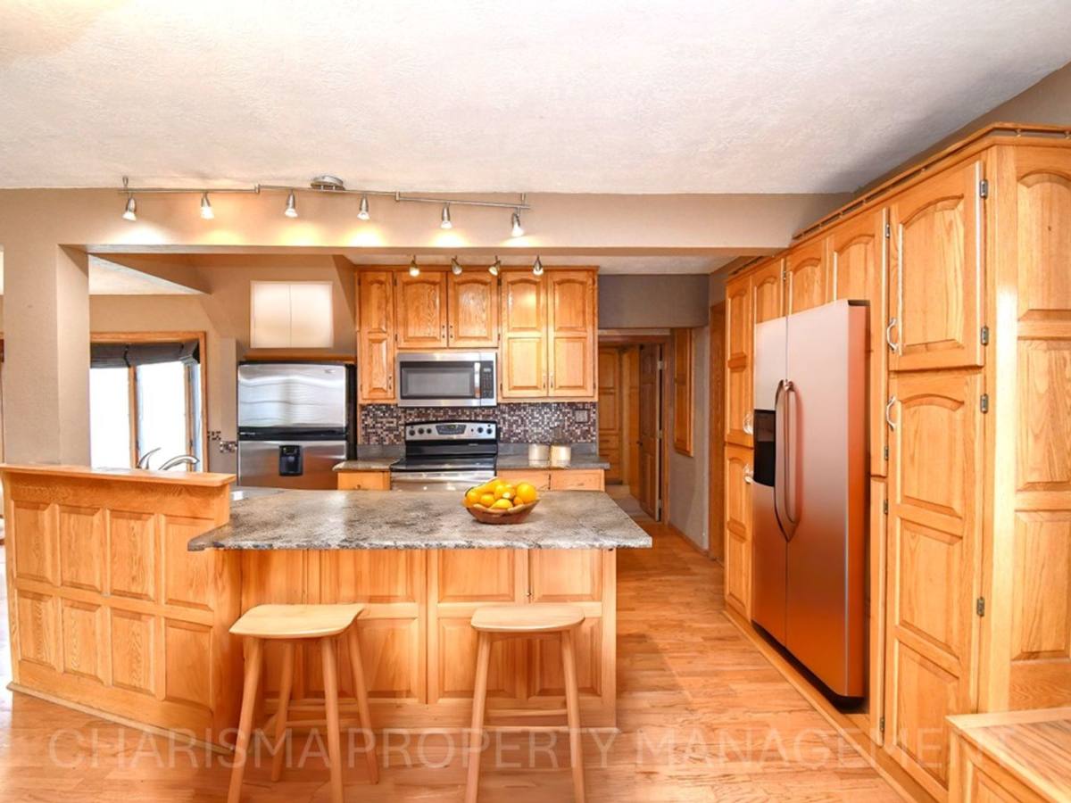 Apartment for rent at 335 Vernon Dr, Harrisburg, SD 57032