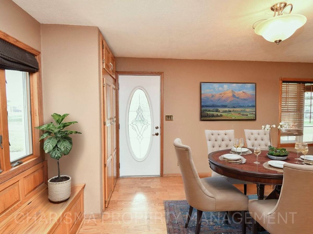 Apartment for rent at 335 Vernon Dr, Harrisburg, SD 57032
