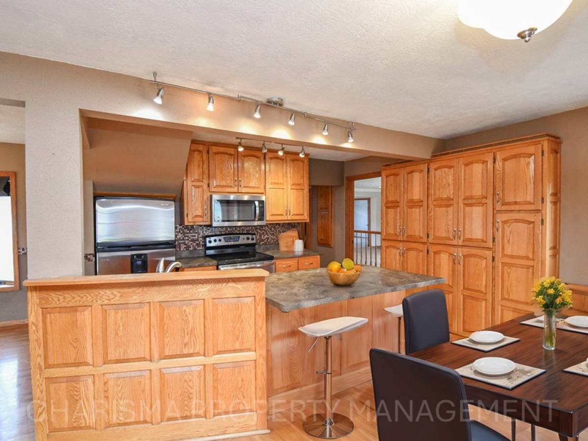 Apartment for rent at 335 Vernon Dr, Harrisburg, SD 57032