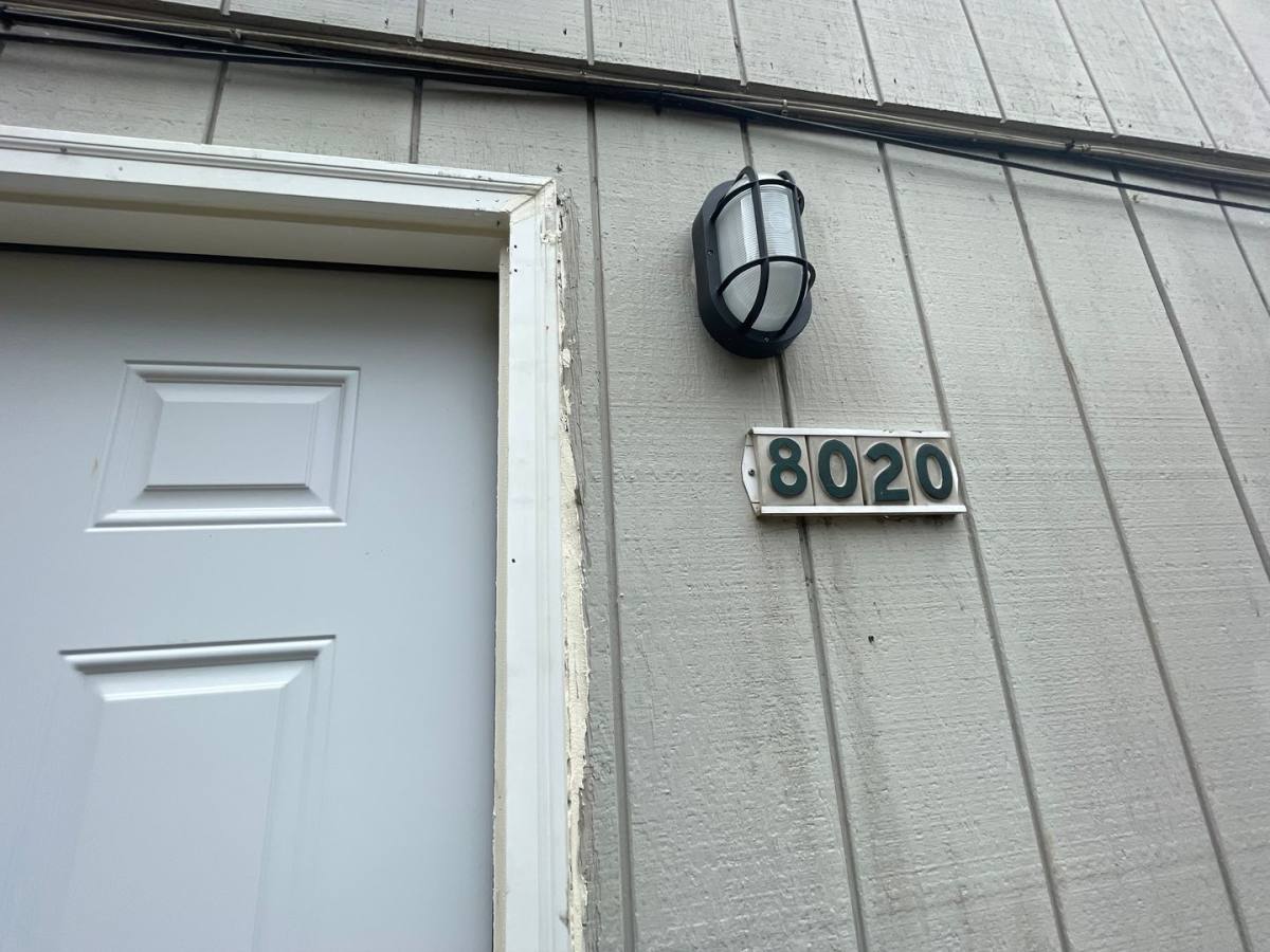 Apartment for rent at 8020 SW 19th Ave, Portland, OR 97219