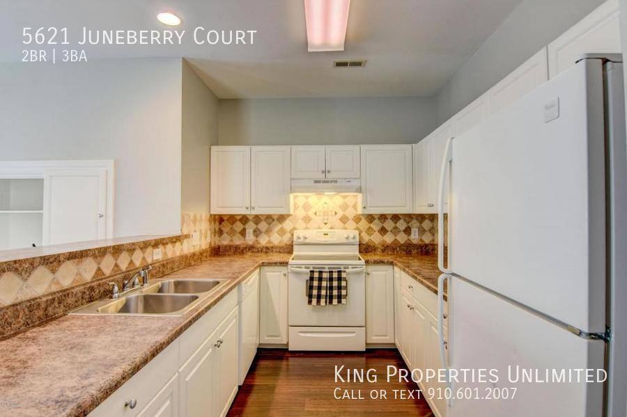 Townhouse for rent at 5621 Juneberry Court, Wilmington, NC 28403
