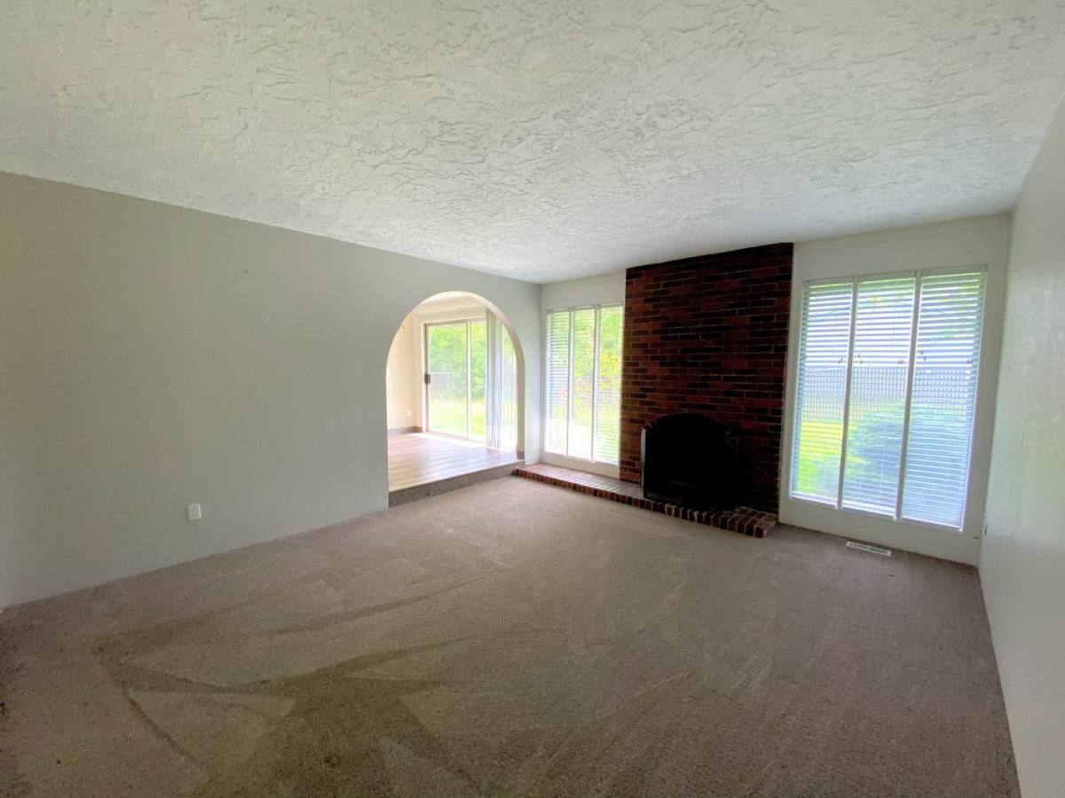 House for rent at 20090 SW Sandra Court, Beaverton, OR 97003