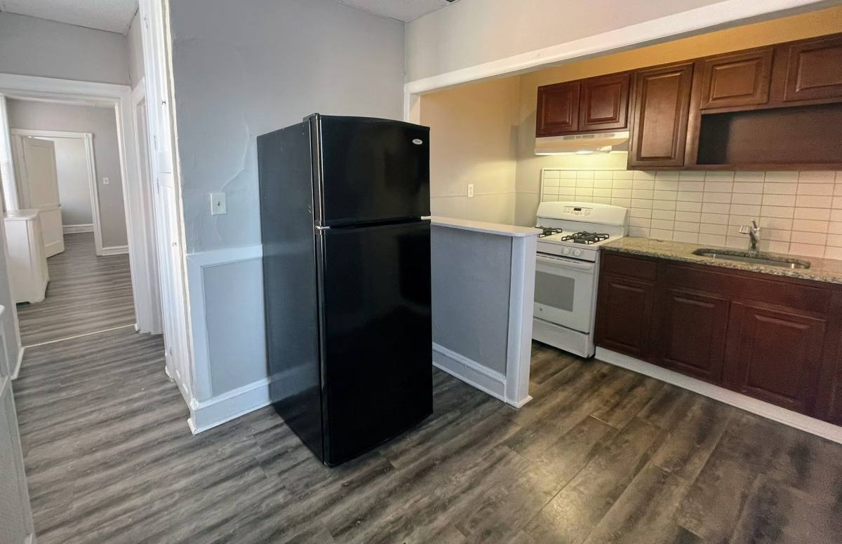 Apartment for rent at 1242 W Allegheny Ave #1R, Philadelphia, PA 19133