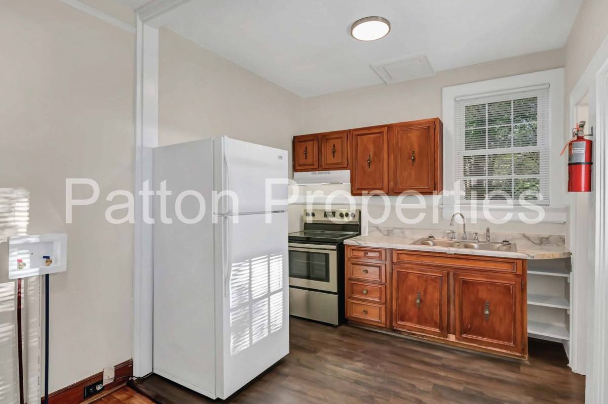 Apartment for rent at 822-824 Cedar Terrace, Columbia, SC 29209