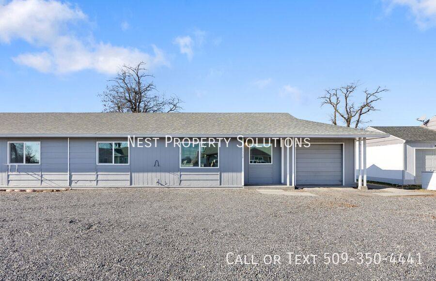 Apartment for rent at 1314 1316 Pershing Rd, Moses Lake, WA 98837